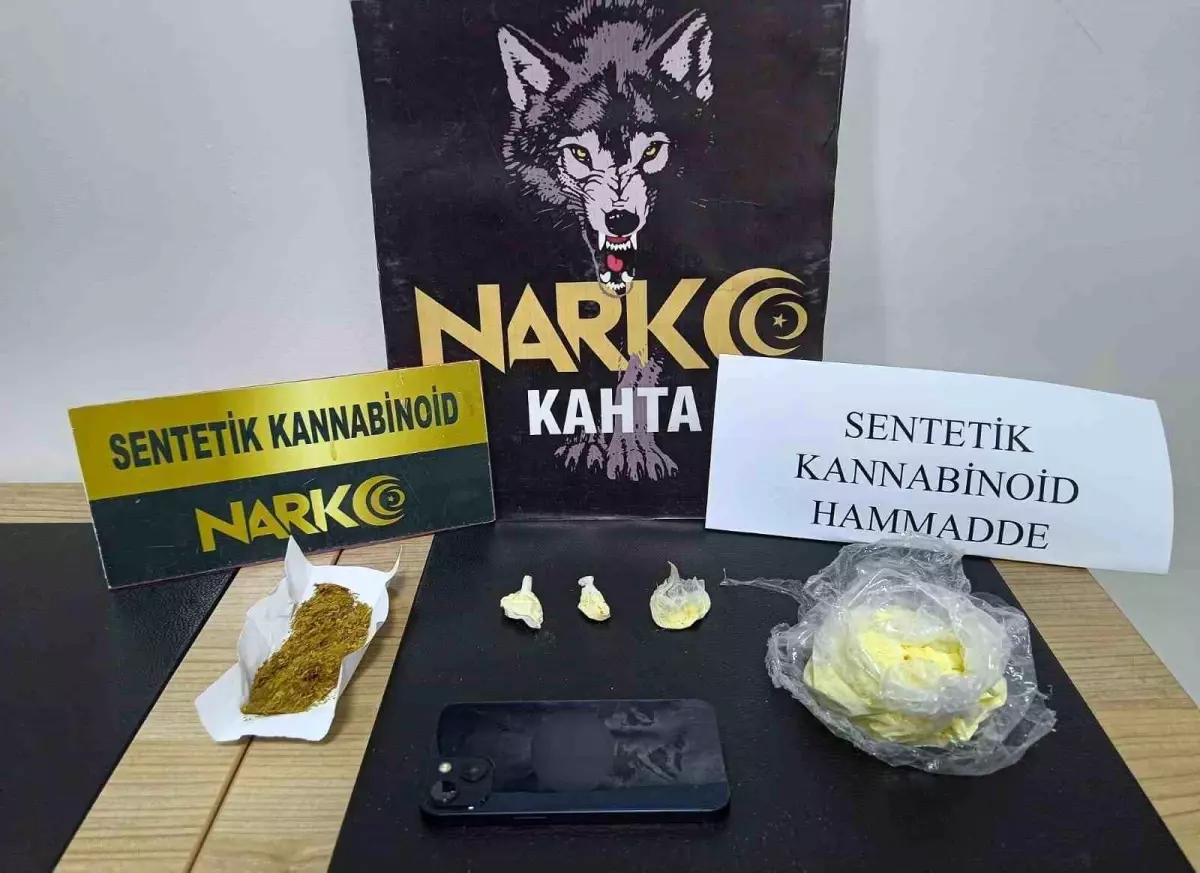 adiyamanda uyusturucu operasyonlarinda 12 tutuklama dSJiftb9