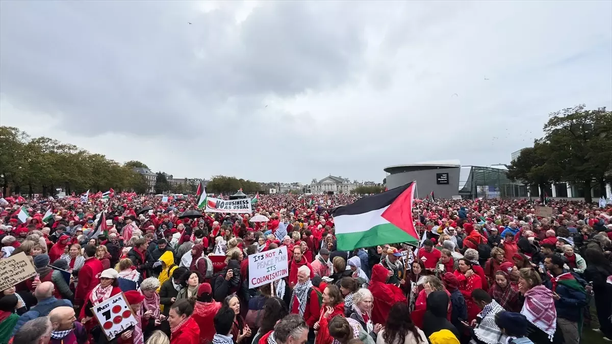 amsterdamda israil yanlisi politikalara tepki sRllmXiK