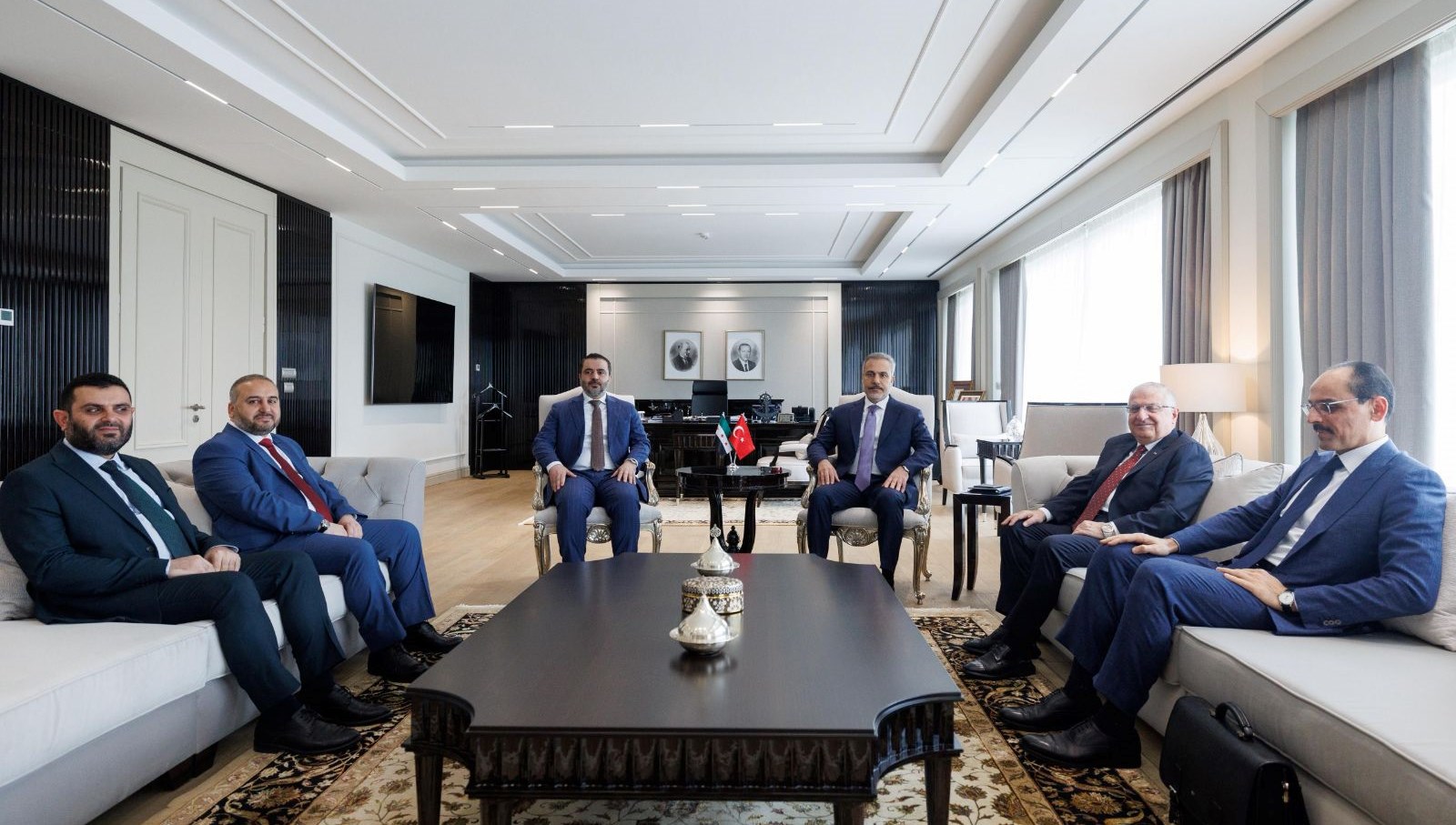 ankarada turkiye suriye toplantisi basladi tF3I4WaR.jpg