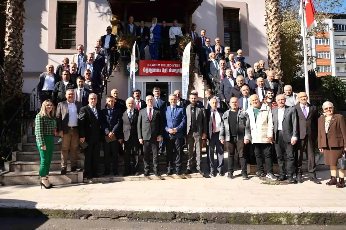 baskan kurnazdan muhtarlar gunu kutlamasi iKa7Zp9b.jpg