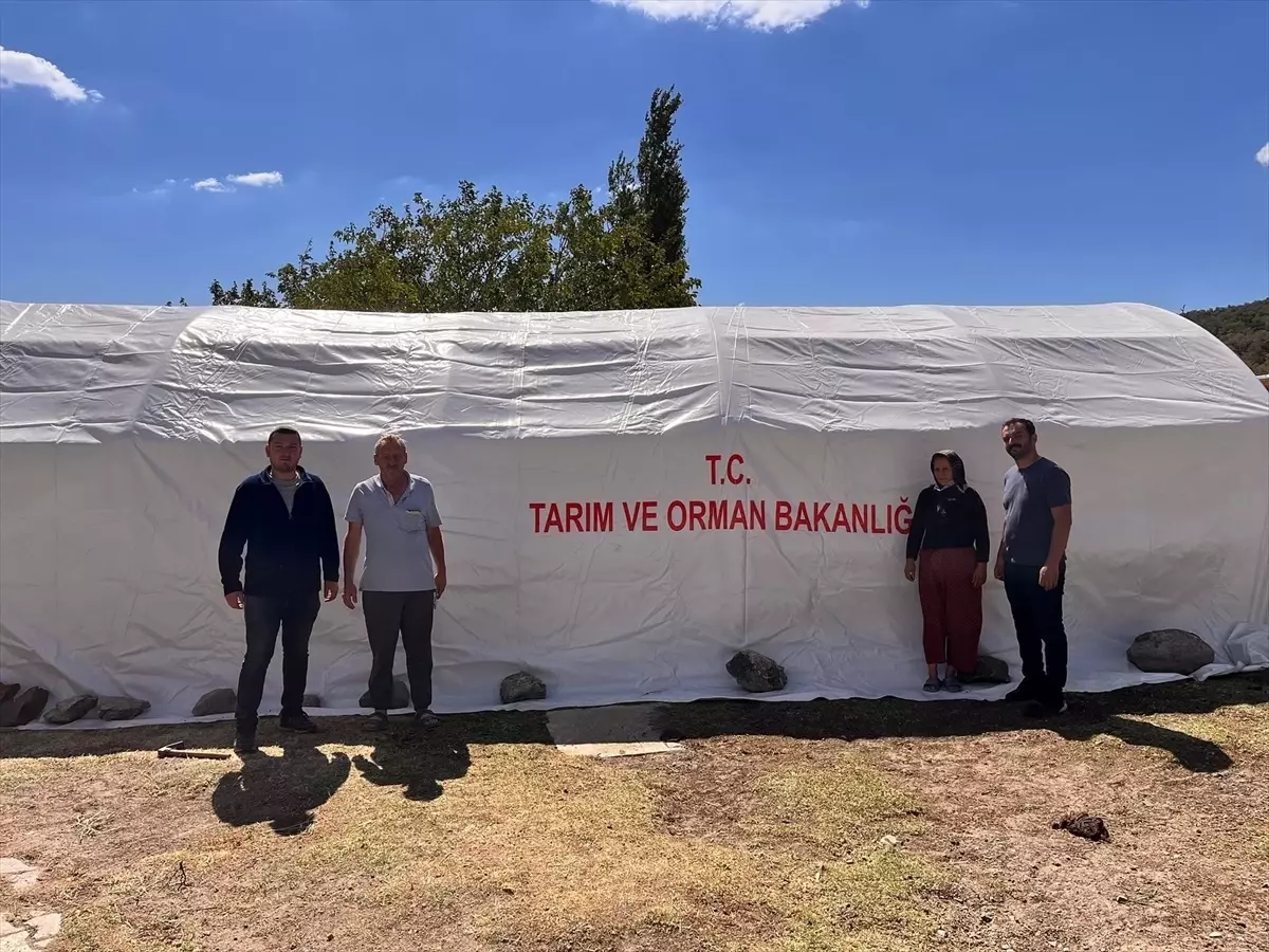 sindirgida depremzedelere cadir destegi HGC2BfV9