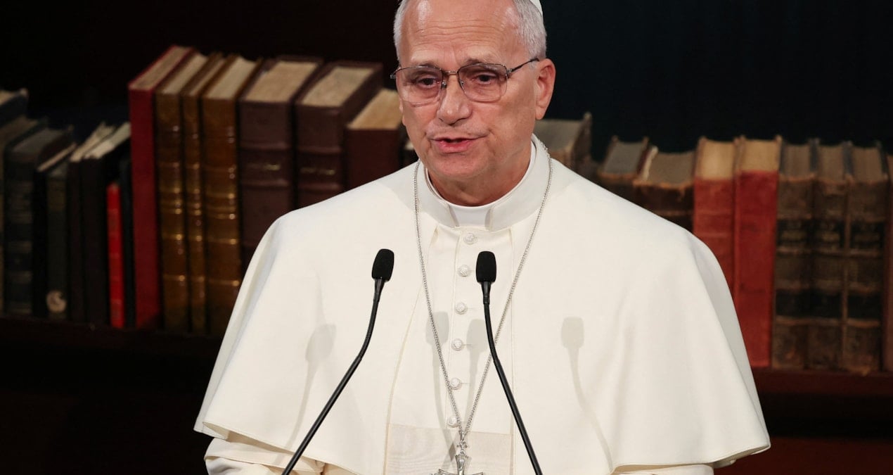 Papa’nın ziyaretinin sembolü, Boğaz Köprüsü çıktı: Türkiye’yi övdü