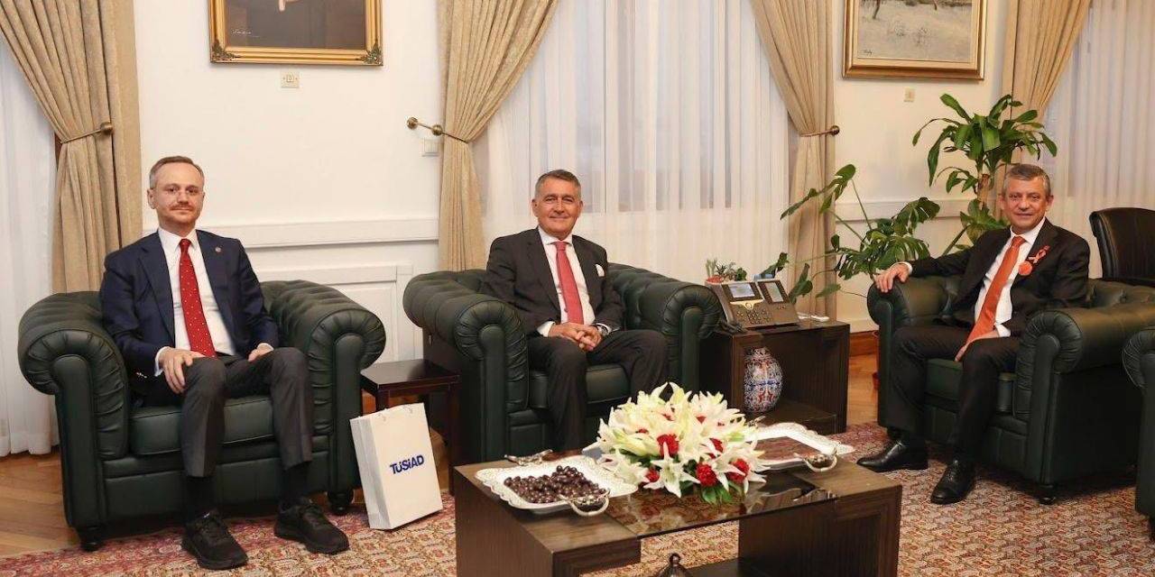 tusiaddan ozgur ozel ve akpli alaya ziyaret QFwILnRH.jpg