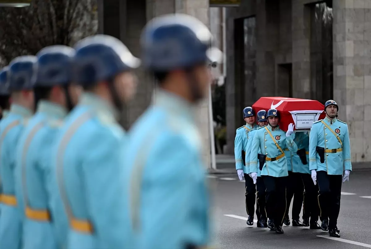 Eski TBMM Başkanvekili Palaoğlu için Meclis’te cenaze töreni düzenlendi